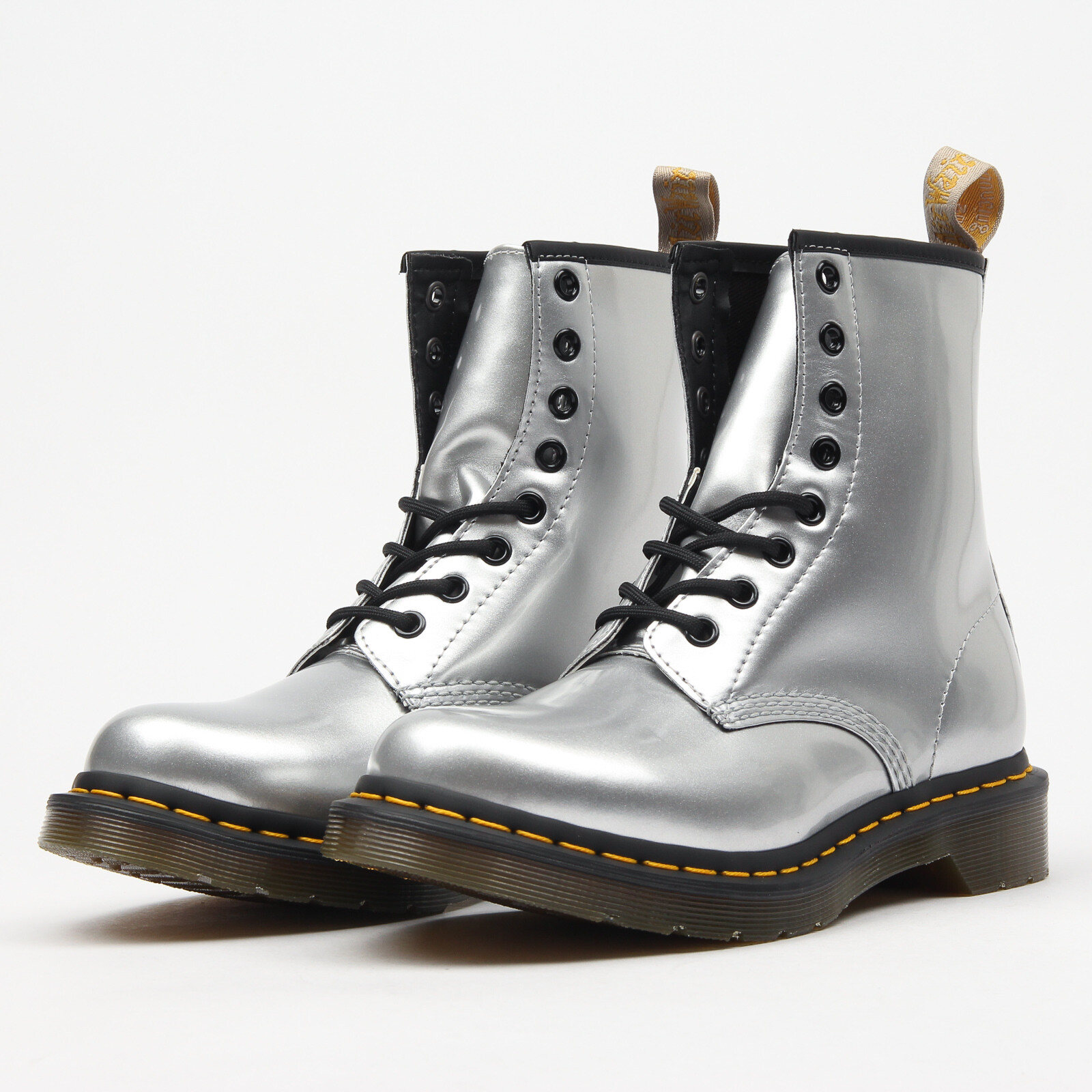 Dr. Martens 1460 Vegan silver chrome paint metallic EU 37, silver, DM24865040 Dr. Martens 1460 Vegan silver chrome paint metallic EU 37, silver, DM24865040