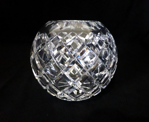 BOHEMIA CRYSTAL CZECH 3.75" round cut diamond CRYSTAL GLASS VASE