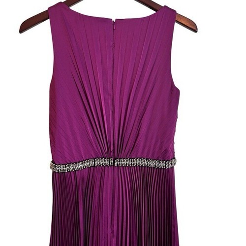 Ieena Mac Duggal 22610 Berry Purple Pleated Sleeveless Bateau Gown Dress 4 NEW - Bild 8 von 12