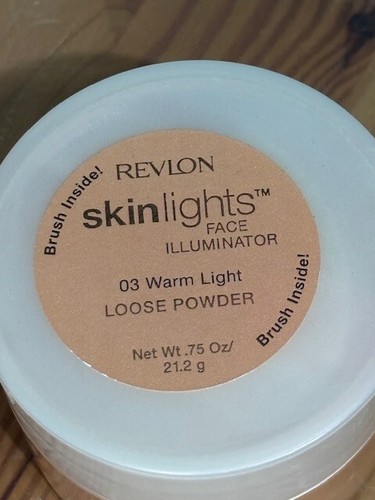 REVLON SKIN LIGHTS ILLUMINATORE VISO #03 LUCE CALDA POLVERE SCIOLTA 0,75 OZ SENZA PENNELLO - Foto 4 di 4