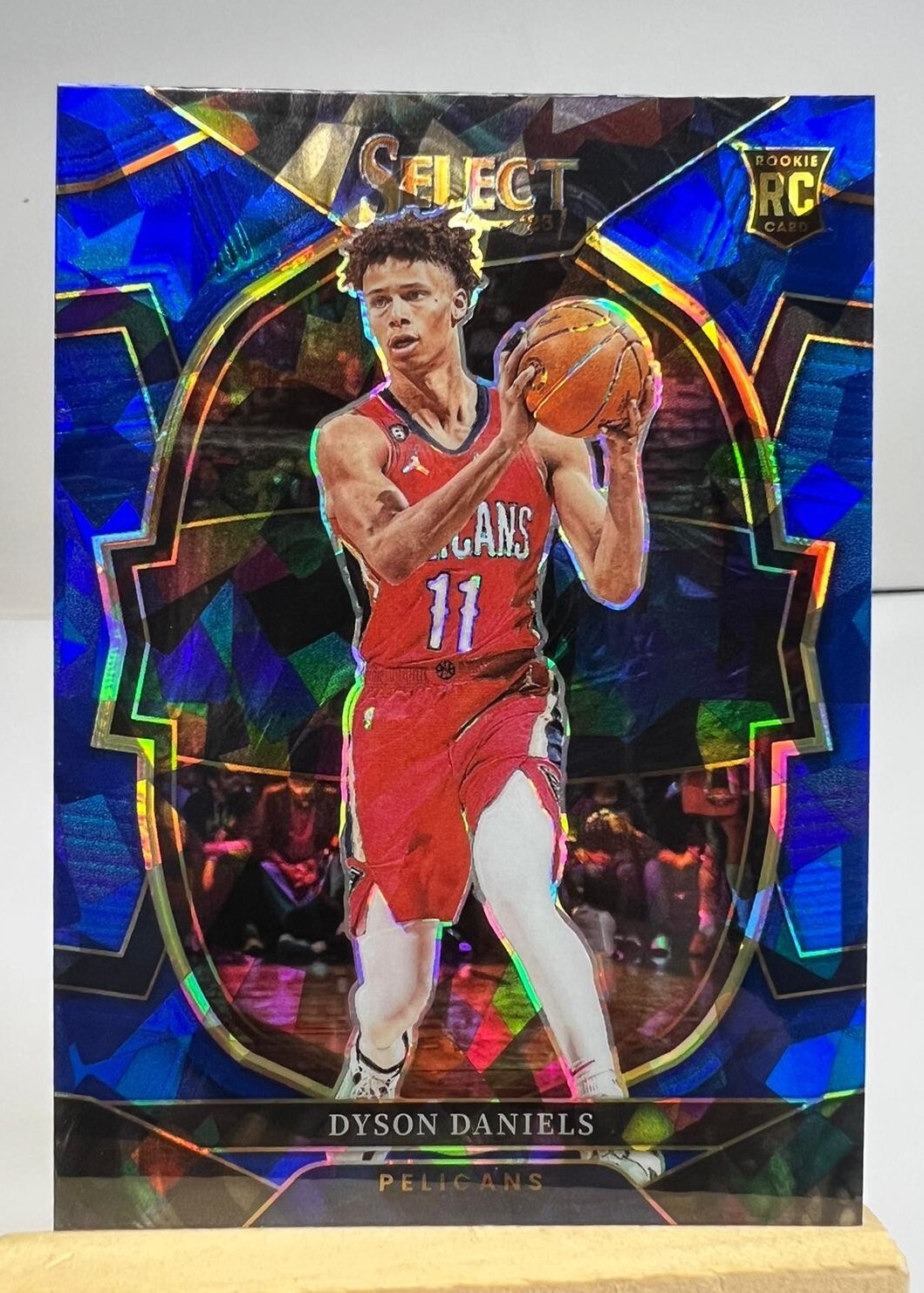 2022-23 Panini Select Dyson Daniels #67 Blue Cracked Ice Prizm Rookie RC