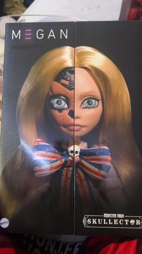 Monster High Skullector M3GAN movie Doll--PRE-SALE--PRE-SALE - Picture 4 of 12