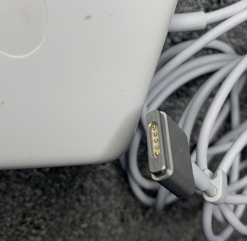 Apple Genuine OEM A1424 85W MagSafe 2 Power Adapter Charger - Picture 3 of 4