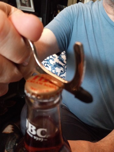 bottle opener keychain - Picture 6 of 8