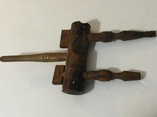 1800's Spinning Wheel Head Artist Campbell & Sons, Chesterfield, New Hampshire - Picture 9 of 12