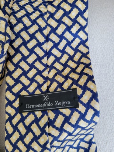 Ermenegildo Zegna Silk Tie Yellow, Blue & White Graphic Design-Lined-3 1/2" @ V - Picture 12 of 14