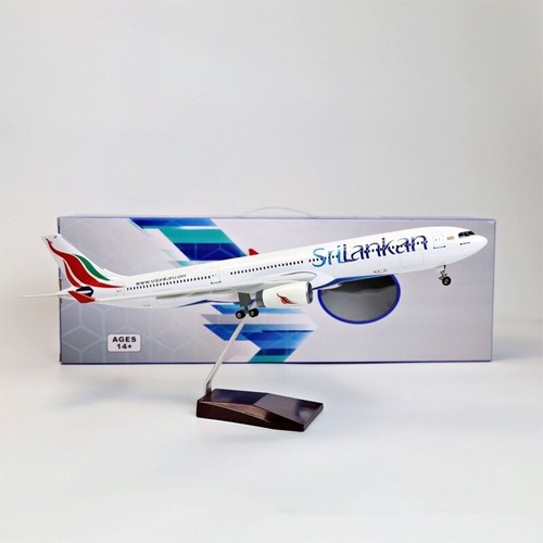 1/135 47cm SriLankan Airlines Airbus A330 Resin Model (no lights) - Picture 3 of 12