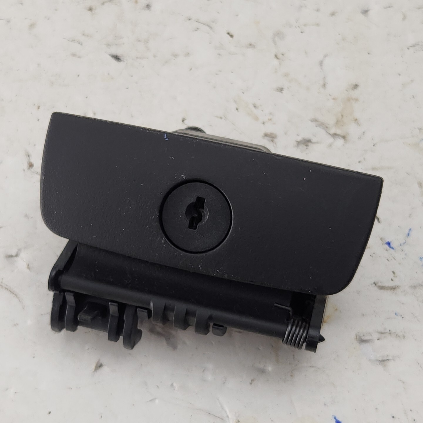 20052009 Buick Lacrosse Glove Box Latch Compartment Handle Lock OEM