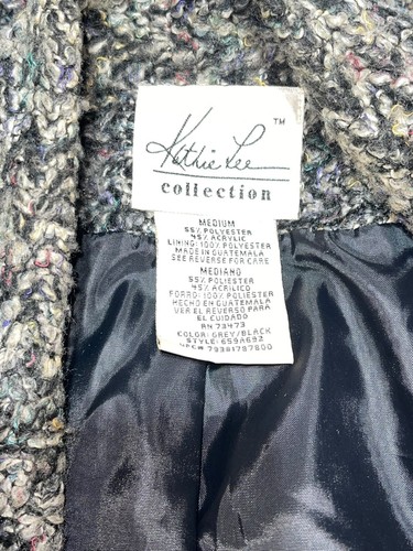 Abrigo blazer mediano colección Kathie Lee cierre de 4 botones - Imagen 3 de 3
