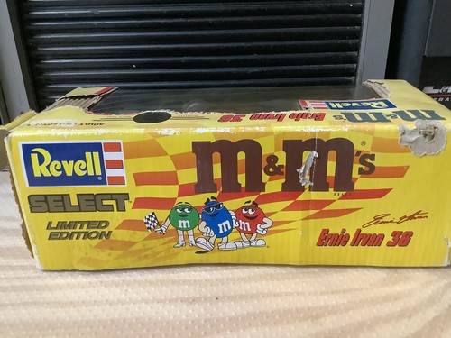 1998 Revell M&M's #36 Ernie Irvan 1:24th race car - Picture 7 of 10