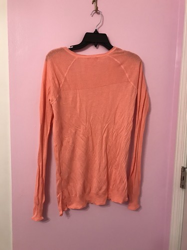 Lilly Pulitzer coral sweater size large - Imagen 3 de 3