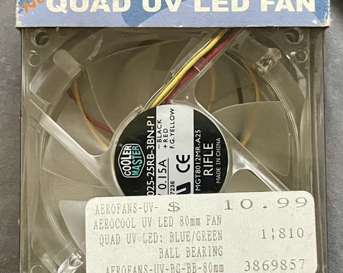 aeroCool QUAD UV LED 80mm BALL BEARING CASE FAN GREEN BLADE & BLUE FRAME l๐k - Picture 2 of 9