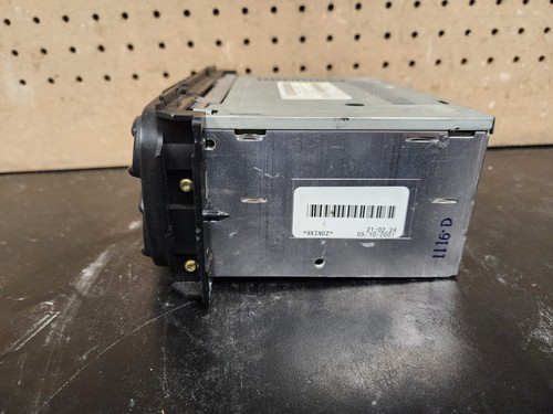 Genuine Daimler Chrysler Jeep Dodge Radio CD Player  P56038567AH TESTED - Picture 2 of 8