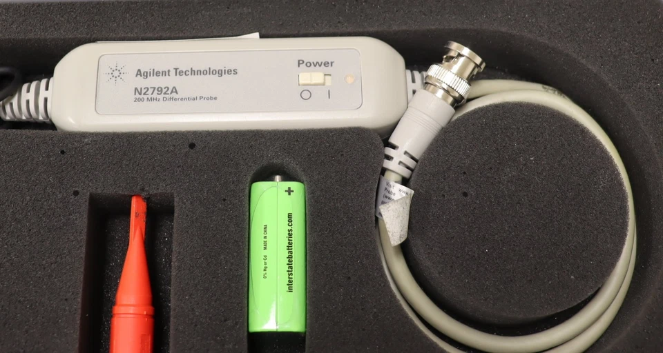 Agilent Keysight N2792A Differential Probe 200MHz w/Accessories 3 Available GOOD - Image 2 of 3