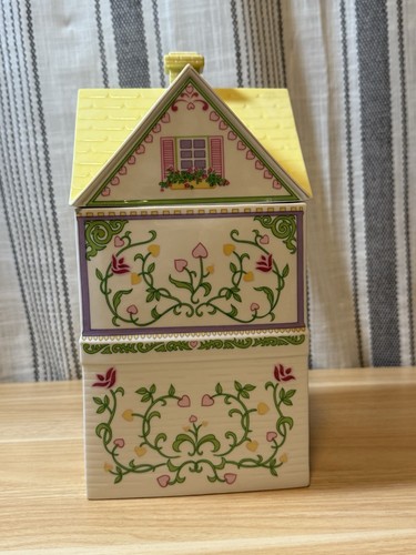LENOX 1991 THE VILLAGE COOKIE JAR CANISTER YELLOW FINE PORCELAIN SPICE VILLAGE - Picture 3 of 7