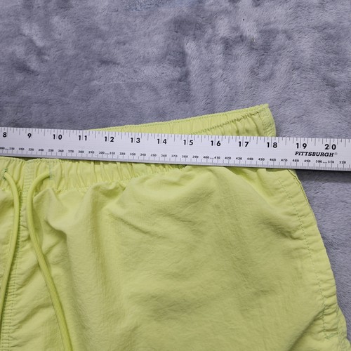 Foot locker LCKR Shorts Mens XXL Lime Yellow All Around Short 6" Standard Fit - Picture 7 of 11