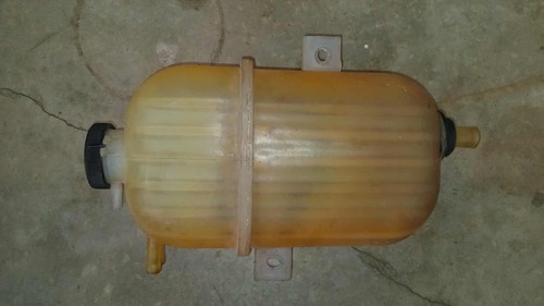 10/2012 to 12/2018 Foton Tunland - Coolant overflow reservoir P1130410001A0 - Picture 2 of 3
