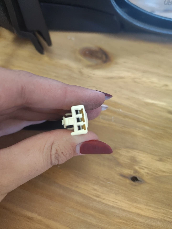 Passenger Front Electric Mirror For 00-06 Toyota Tundra — 第 3/4 张图片