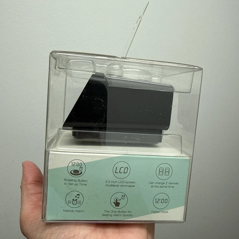 Mini Reloj Despertador Homtime C1 con Función de Carga y Puertos USB Nuevo Foto 4 de 4