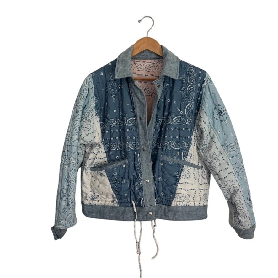 BLANKNYC Reversible Bandana Patchwork Quilted Jacket Size L - Image 4 of 4