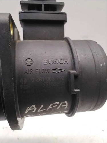 Alfa Romeo GT 2006 Diesel MAF mass air flow meter sensor 55183650 LMA5954 - Picture 3 of 3