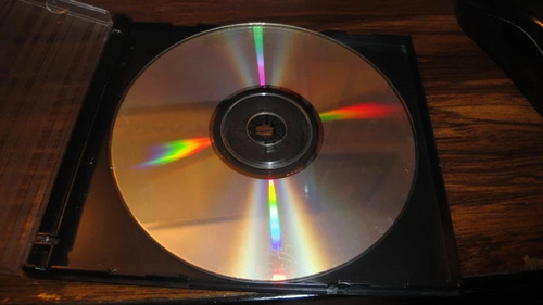 Vintage Microsoft Windows 95 Upgrade Disc No Product Key - Picture 3 of 3