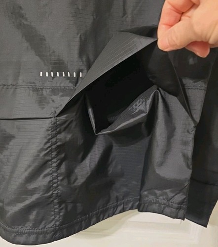 Neu mit Etikett Größe Small Nike Damen-Windjacke Laufen schwarz Kapuze UVP 95 $ - Bild 4 von 12
