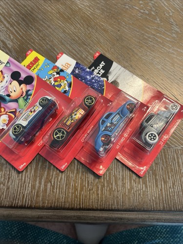 *COMPLETE SET* Hot Wheels 2018 Disney Mickey Mouse 90th Anniversary Series - 8/8 - Picture 11 of 15