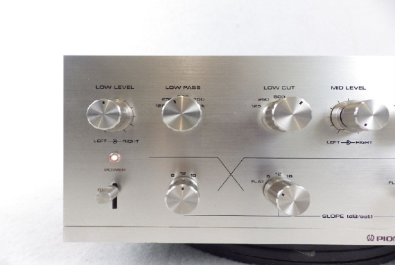Pioneer SF-850 Channel Divider Electronic Crossover Network Pioneer SF-850 Channel Divider Electronic Crossover Network