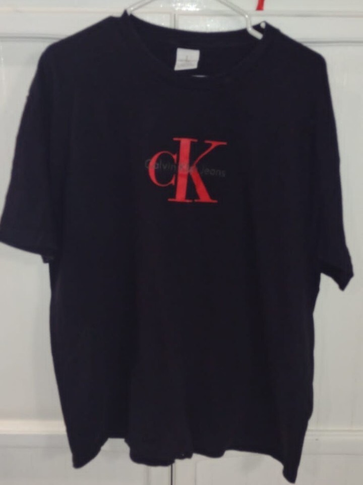 Mens Vintage Calvin Klein Short Sleeve T-shirt, Big Red Front Logo, Black,  Sz L