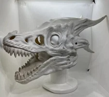 Dragon Skull Halloween Mask W/moving Open/Close Jaw “One Size” Very Cool 🔥