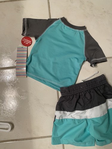 NWT-Infant Boys Wippette Two Piece Rash Guard Set-Size 12 Months - Picture 9 of 12