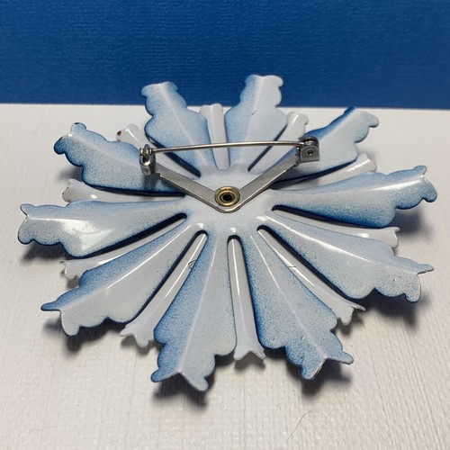 Vintage Large Red White Blue Enamel Flower Brooch Pin - Picture 10 of 12