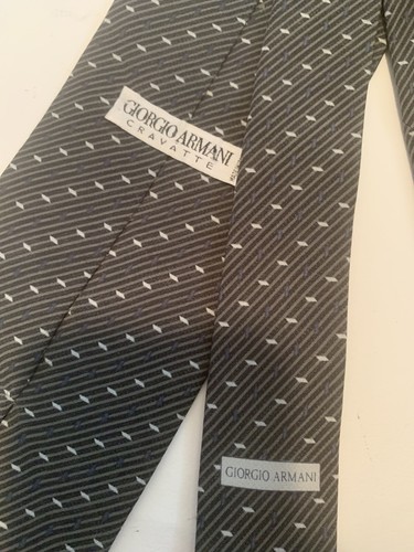 Giorgio Armani Cravatte Silk Necktie Made In Italy Olive Green Geometric 57” - Picture 4 of 4