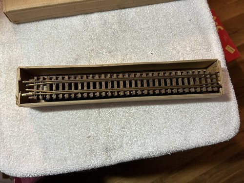PIECE OF TRACK-UNBRANDED--11"X 1.25"X1.75 " - Picture 6 of 8