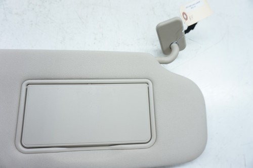 2020-2024 Ford Explorer OEM Right Front Sun Visor - Foto 10 di 13