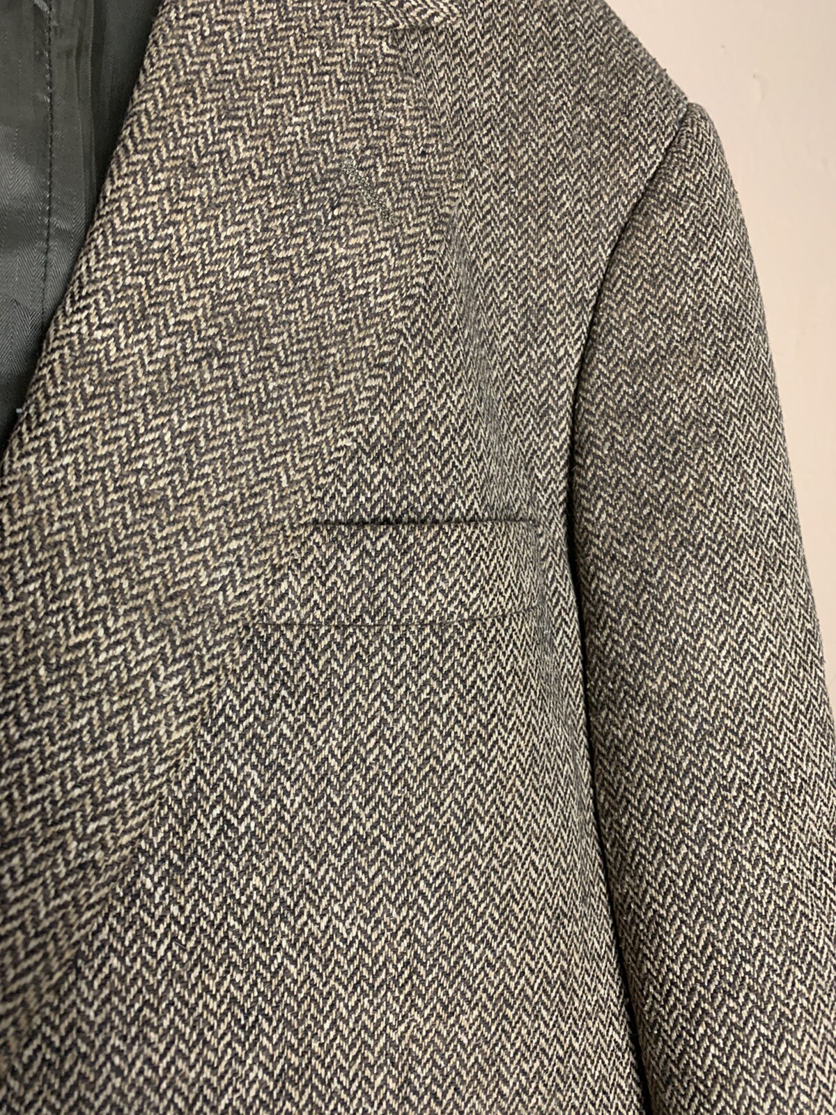 Picture 4 of 12