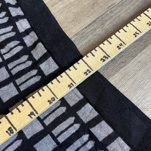 Carmen Marc Valvo Knit Skirt Size Large Geometric - Picture 5 of 5