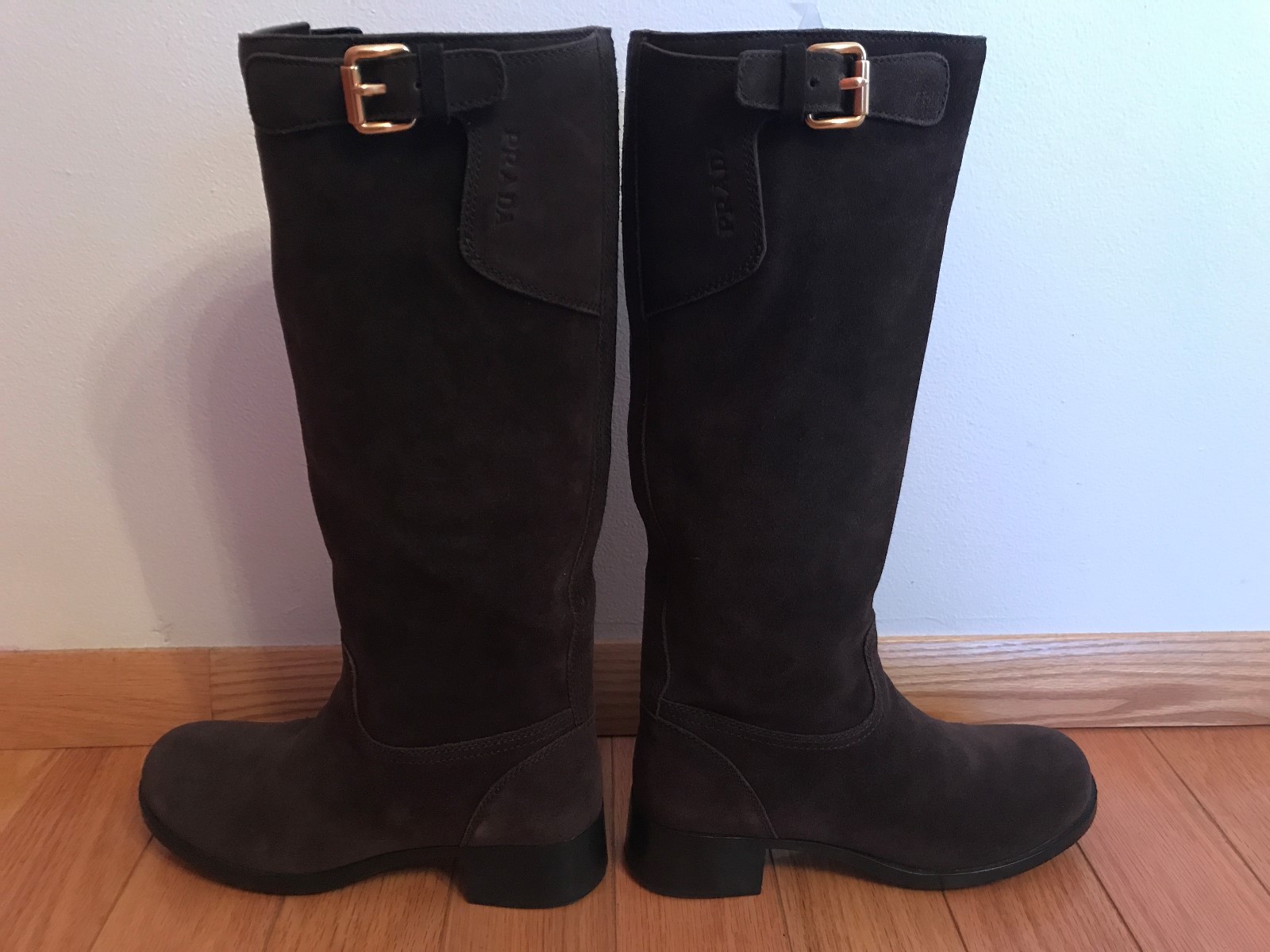 PRADA NEW SUEDE DARK BROWN BOOTS SIZE 36.5 PRADA NEW SUEDE DARK BROWN BOOTS SIZE 36.5