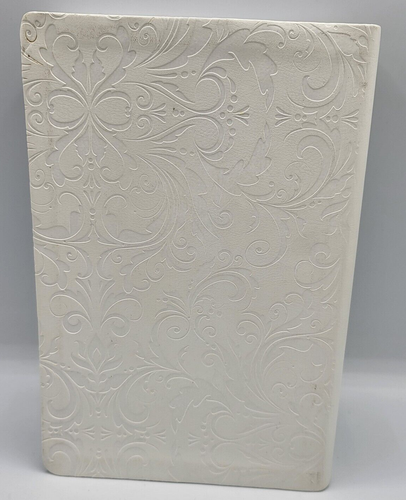 The Love Dare Day by Day: Gift Edition: A Year of Devotions for Couples Book - Picture 2 of 9