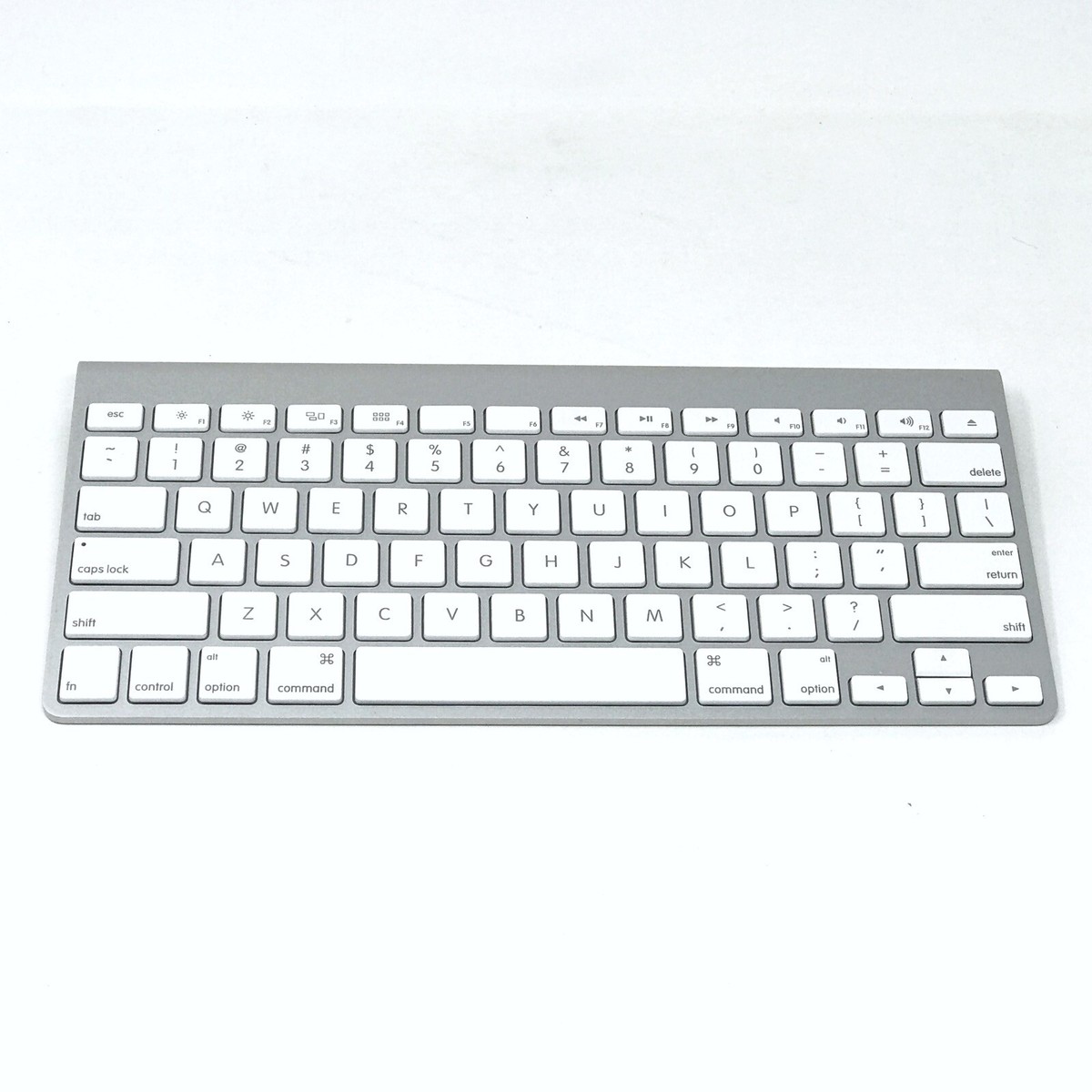 Apple A1314 OEM Wireless Bluetooth Magic Keyboard White