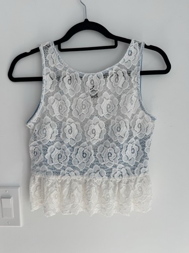 Top recortado con superposición de encaje Anthropologie Maeve talla pequeña - Imagen 8 de 11