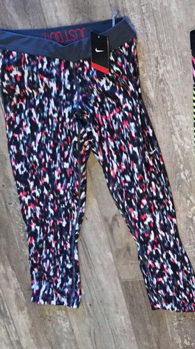NWT Womens L Capri Pants Nike Stay Warm dri fit Large black pink white - Picture 2 of 3