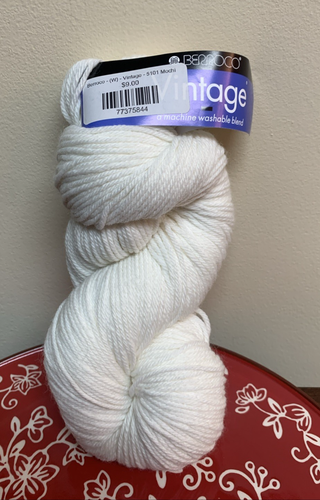 Neu Berroco Vintage Garn # 5101 Mochi weiß Knäuel