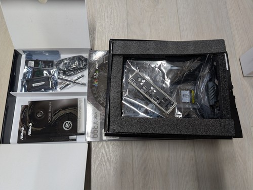 ASRock X399 Taichi TR4 Threadripper AMD X399 ATX Motherboard - Picture 3 of 3