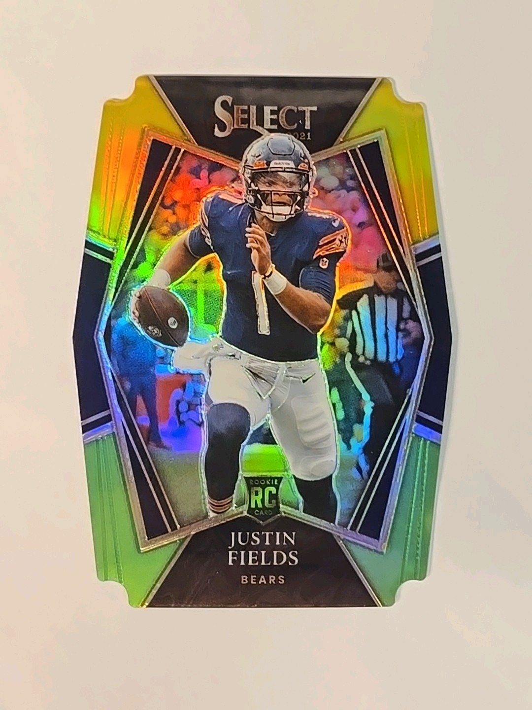 2021 Panini Select Green & Yellow Prizm Die-Cut #150 Justin Fields Rookie RC