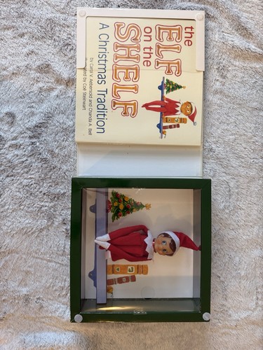 Elf On The Shelf Dark Hair Boy Doll Story Book Boxed Set Christmas Tradition - Imagen 2 de 5