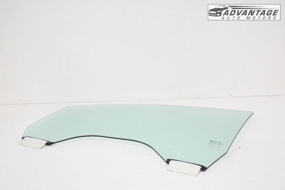 GMC YUKON 2015-2020 panel de puerta del lado del conductor delantero izquierdo ventana vidrio 84322004 OEM  Foto 2 de 4
