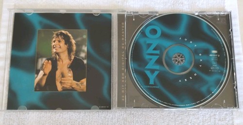 Ozzy Osbourne: 4 CD, Best Of Black Sabbath CD/Paranoid DVD/Ozzy Live & Loud DVD - Bild 14 von 24