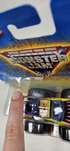 HOT WHEELS MONSTER JAM BLACK STALLION NEW 12/75 - Afbeelding 10 van 10